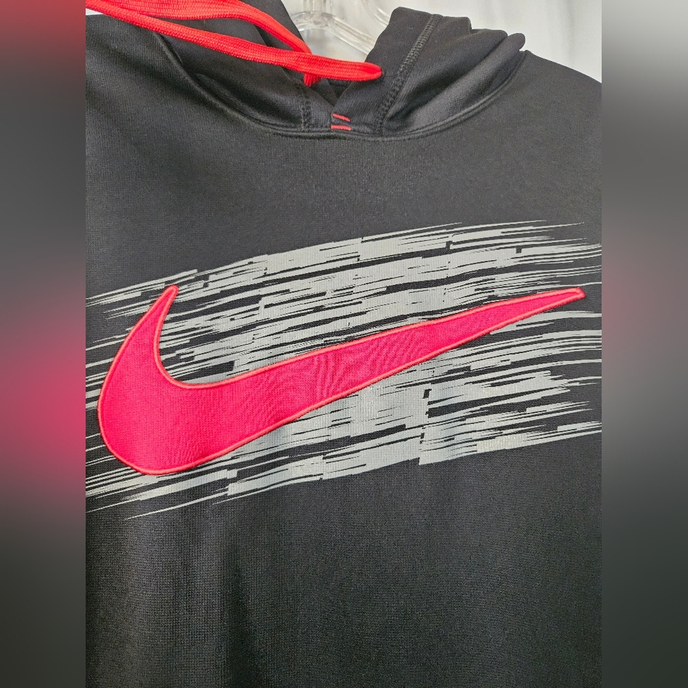 Nike therma fit red and black Hoodie size‎ large - Picture 2 of 7